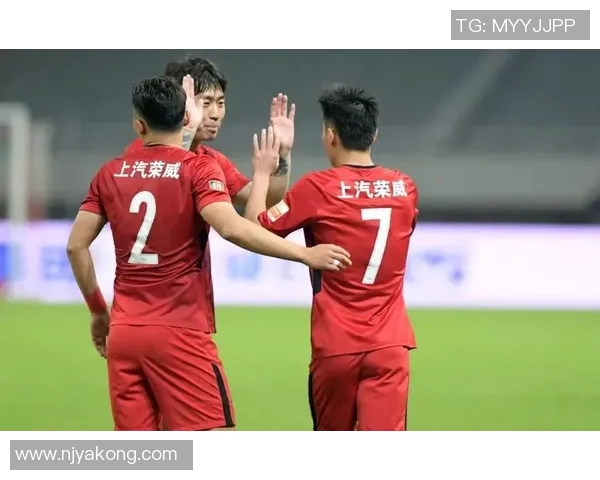 南京足球队以92分领跑世界锦标赛积分榜展现强劲实力