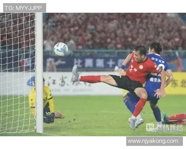 南京足球队心理素质提升之路:聚焦球队精神面貌与比赛表现的关系 南京足球队心理素质提升之路:聚焦球队精神面貌与比赛表现的关系