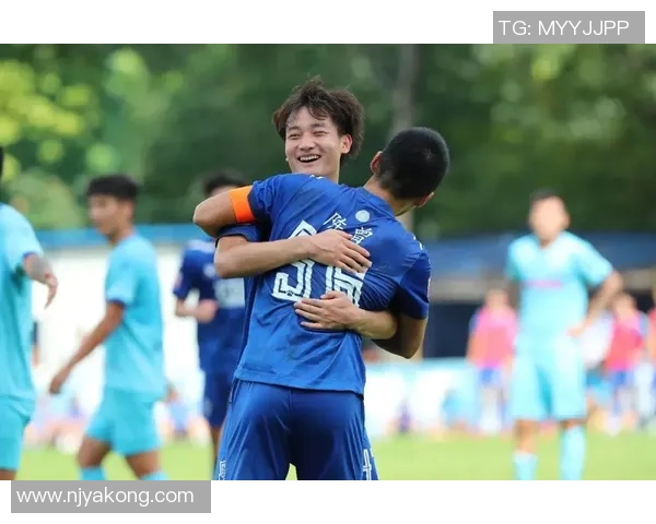 成都网球队以95分领跑大师赛积分榜展现强劲实力和团队合作精神 成都网球队以95分领跑大师赛积分榜展现强劲实力和团队合作精神